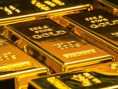 Gold minted bars from recognised refiners